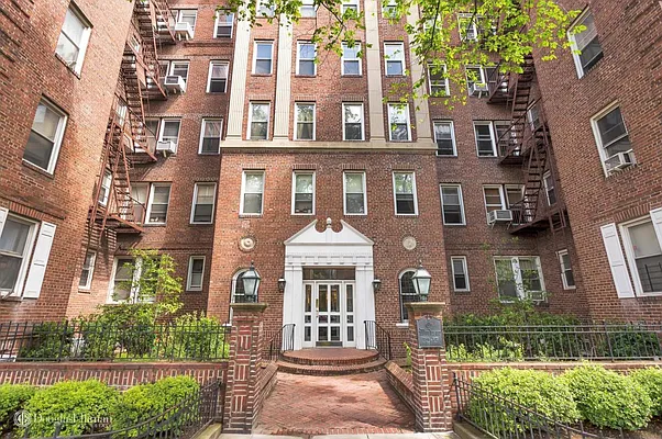 Sold by Compass | media 13