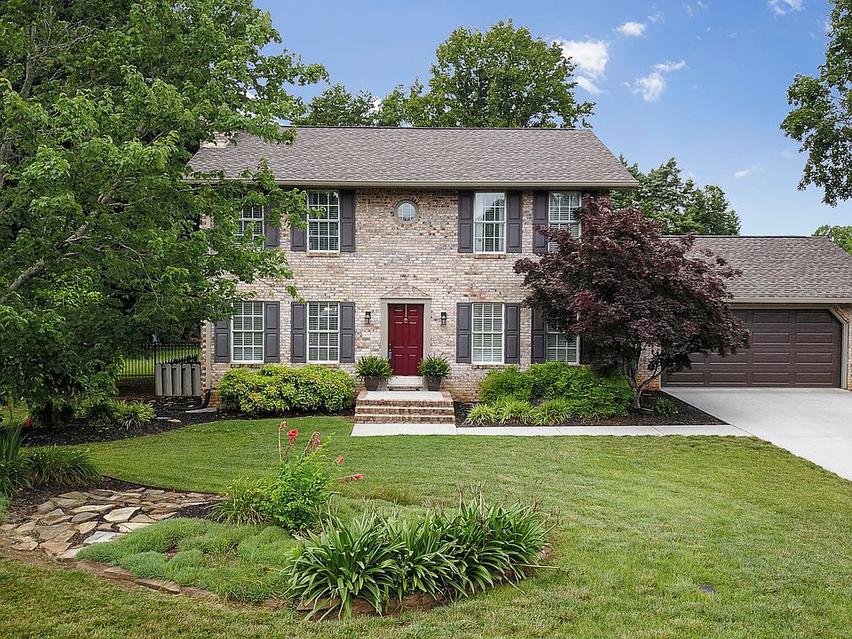 1st image of 909 Sugarwood Dr