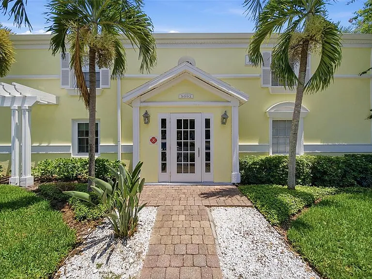 5092 Beach Dr SE #A — Photo 9