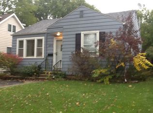 223 S Park St, Westmont, IL