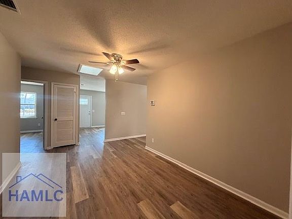 5th image of 618 Fleming Rd