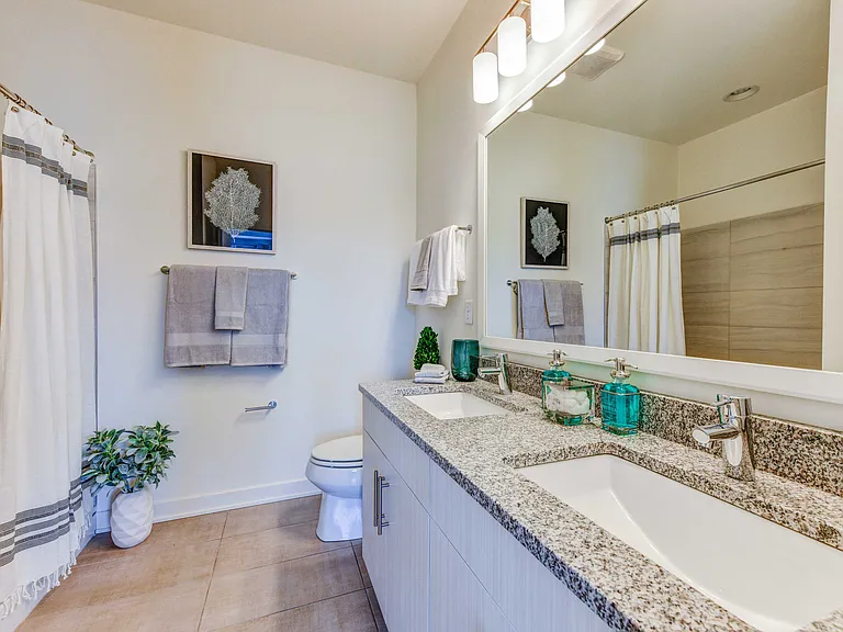 Fairway Village Rental Townhomes — Photo 10