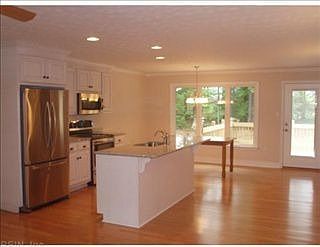 2nd image of 844 Skipjack Ln