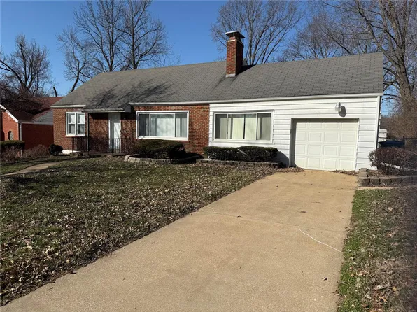 5563 Norway Dr, Saint Louis, MO 63121