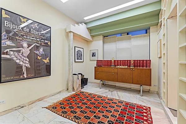 Sold by Corcoran | media 29