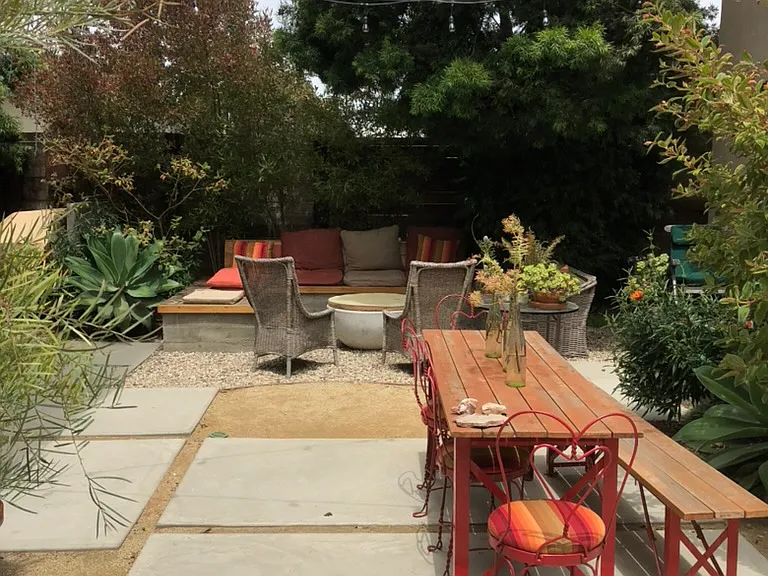 737 Broadway St — Photo 20