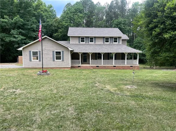593 Old Camp Rd, Denton, NC 27239