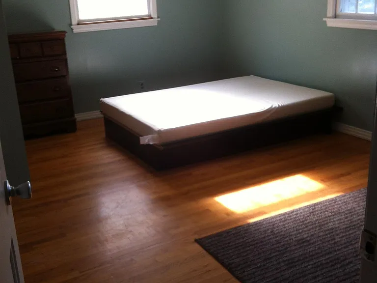114 N Lorraine Ave — Photo 3