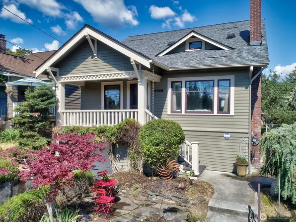 5706 26th Avenue NE, Seattle, WA 98105