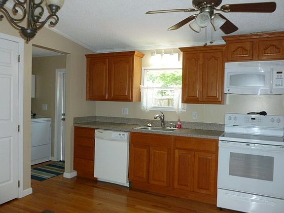 4th image of 152 Sequoia Dr
