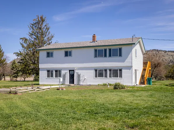 7755 Lost River Rd, Klamath Falls, OR 97603
