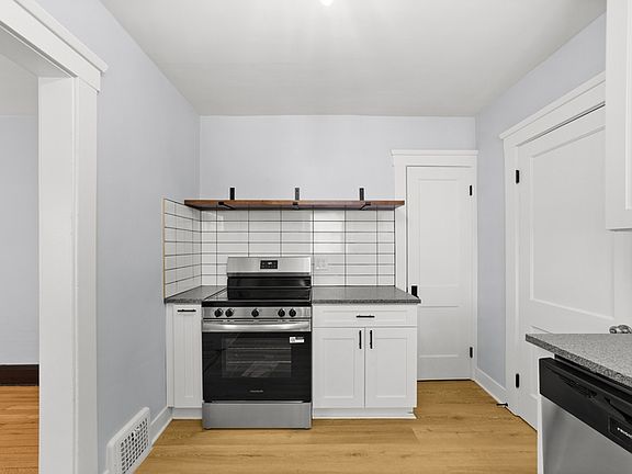 5th image of 1595 Cohassett Ave
