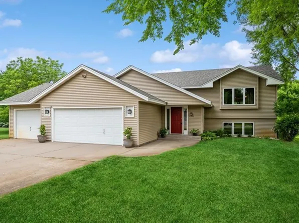 5709 Meadow Lark Ct, Saint Cloud, MN 56303