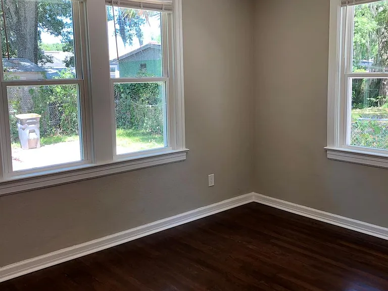 Bedroom #1