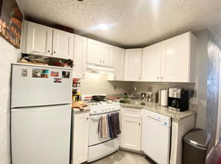 58 Prince St #4R, Boston, MA 02113