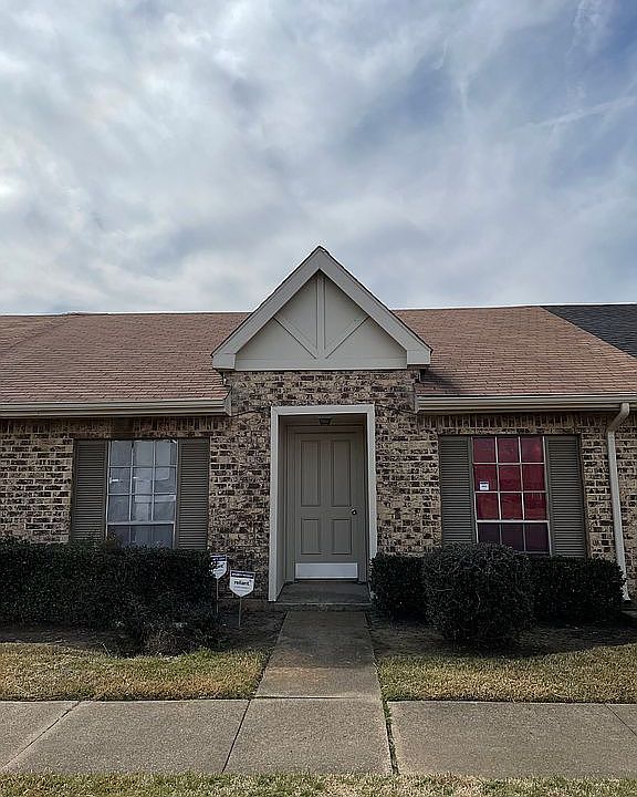 2nd image of 8 W Mountain Creek Dr #153