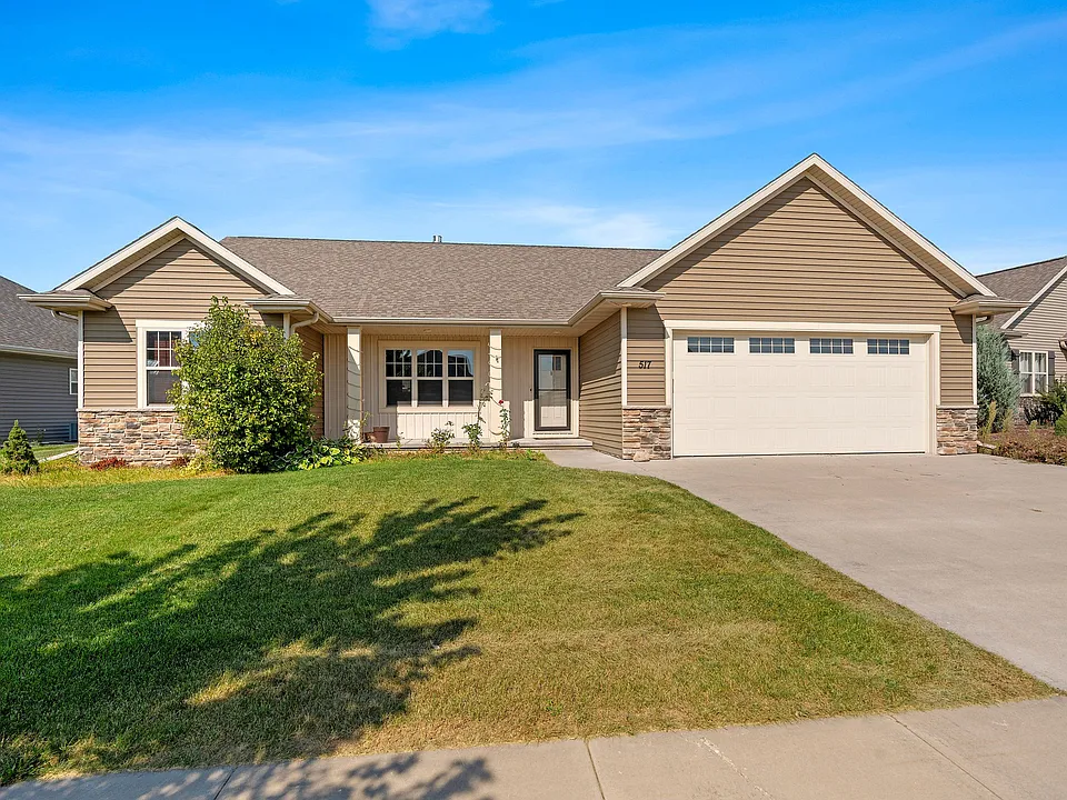 517 Pebblestone Cir