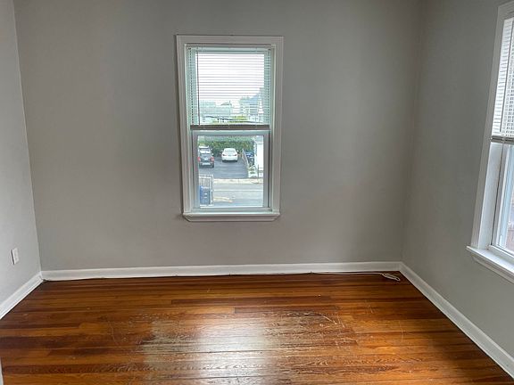 3rd image of 183-185 Harrison St #2