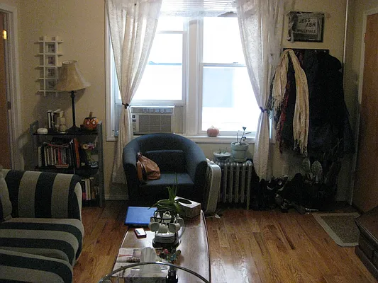 Rented by Windsor Homes Realty Corp | media 13