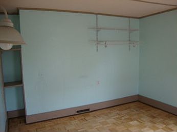 2nd image of 215 W 5th St