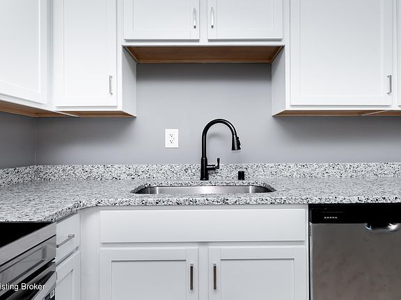 4th image of 5606 Revere Dr