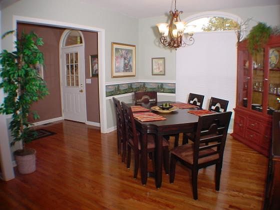 3rd image of 48 Sergio Dr