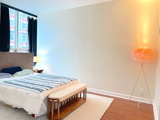 Sold by Modern Spaces | media 7