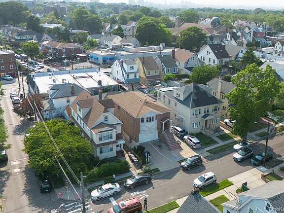 4th image of 84-70 159th Street