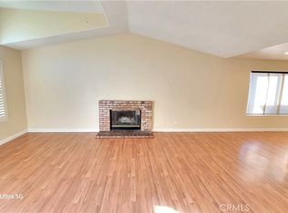 14920 Manzanita Dr, Fontana, CA 92335