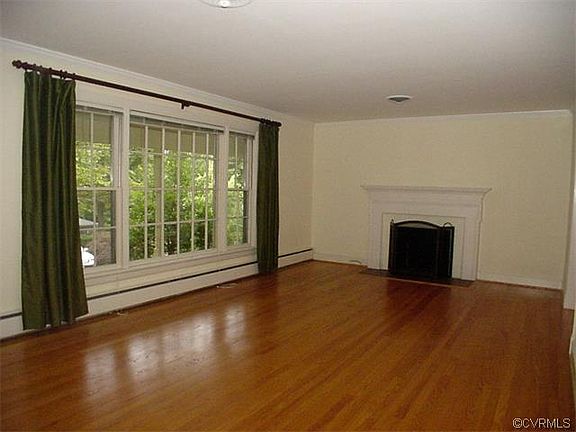 3rd image of 3121 Darnley Dr