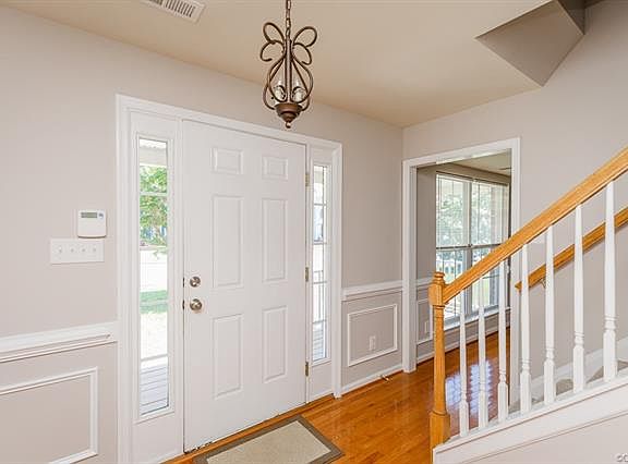 5th image of 1316 Woodside Mews