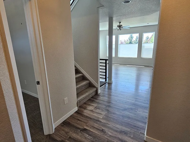 1853 Clayhouse Dr — Photo 8