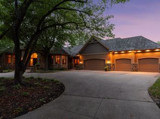 750 Navajo Rd W, Hamel, MN 55340