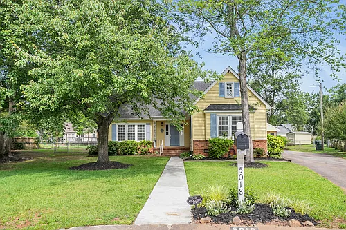 5018 Raintree Ln Photo 1