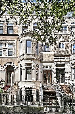 1st image of 881 Park Pl APT 3