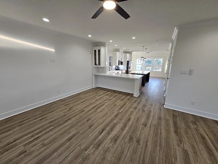 3802 Yale St — Photo 19