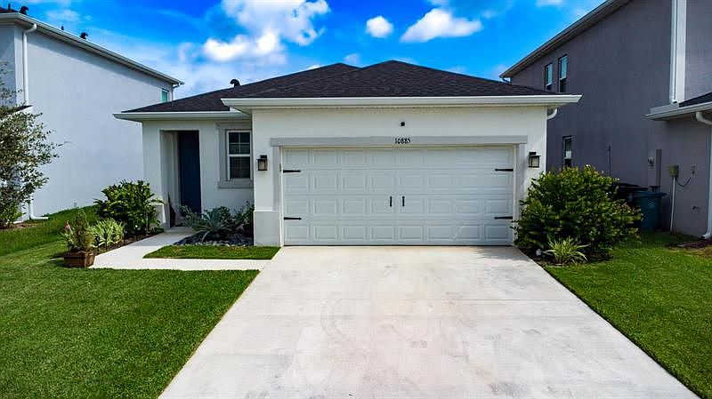 1st image of 10885 SW Robbia Way