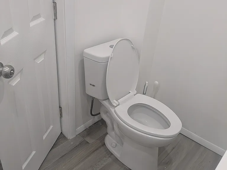 1025 N Sumner Ave #3 — Photo 8