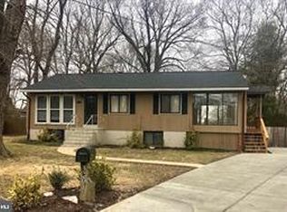 3201 Hessney Dr, Falls Church, VA 22042