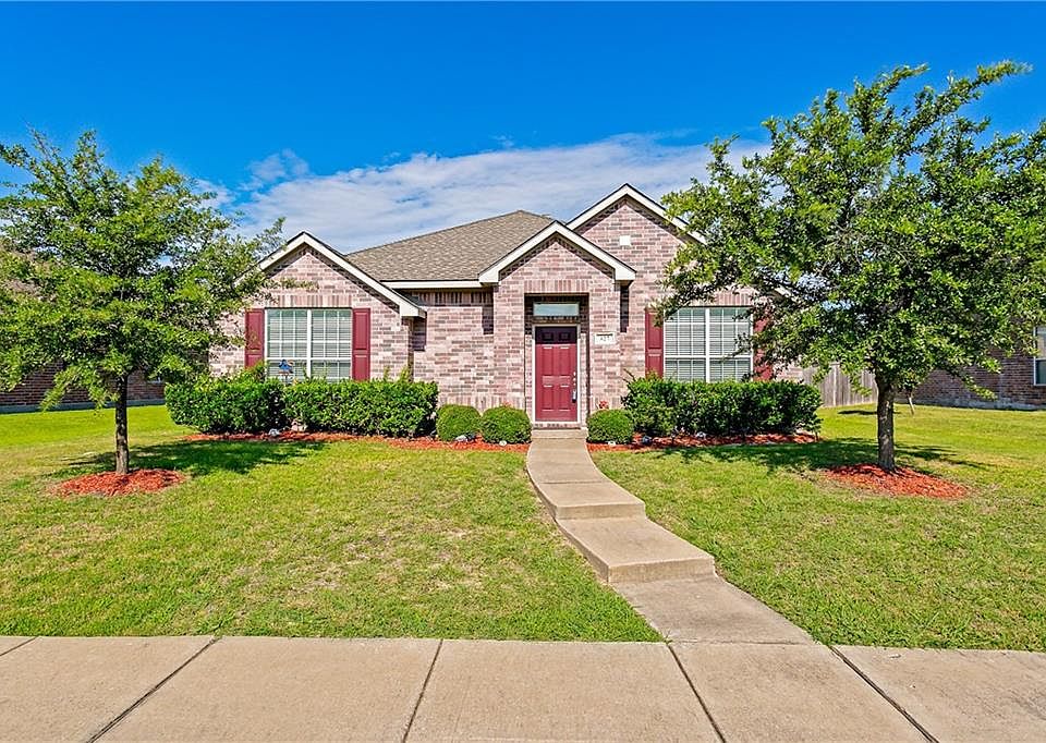 1st image of 427 Bell Dr