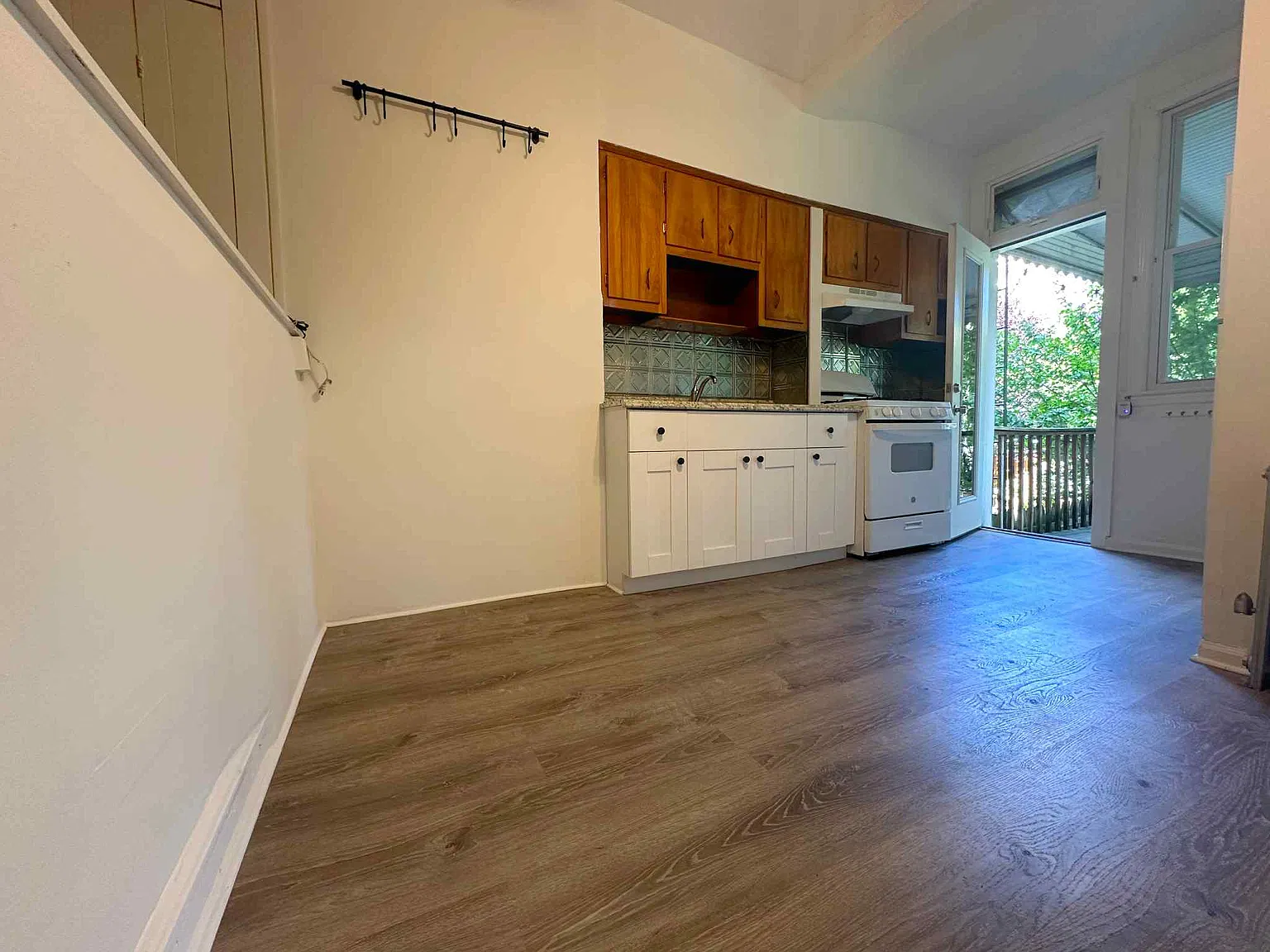 532 Leonard Street — Photo 1