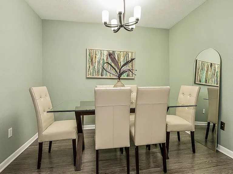 1550 Oakfield Dr — Photo 13