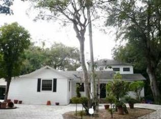 2810 Seminole St, Miami, FL 33133
