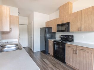 329 Fossholm St NE #A-04, Silverton, OR