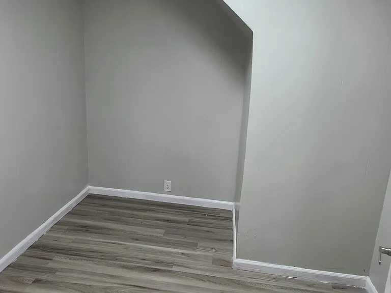 304 Park St #1 — Photo 13