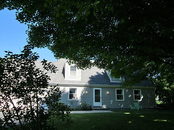 3rd image of 1326 Heather Hill Dr