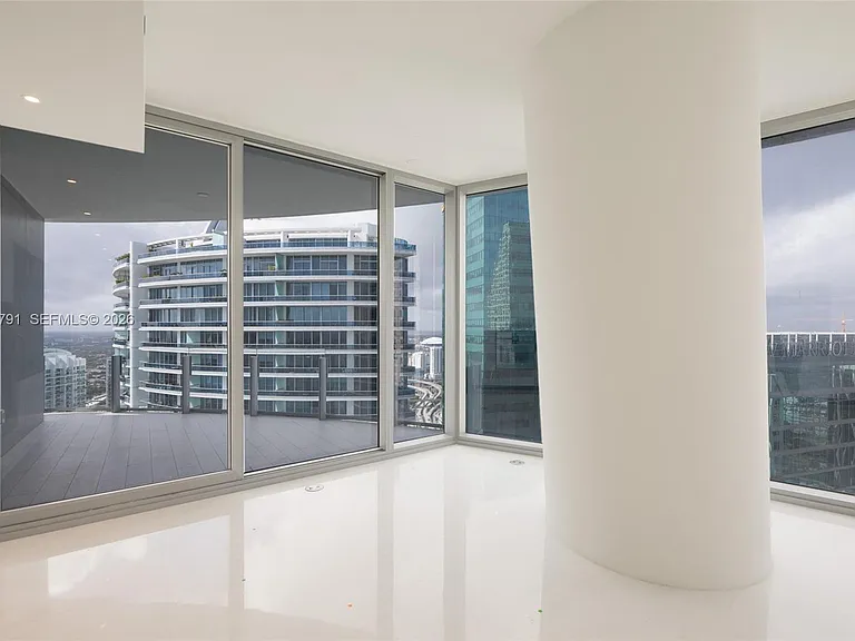 300 Biscayne Boulevard Way #4708W — Photo 9