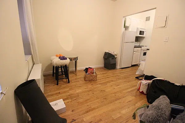 Rented by Luxor Homes & Investment Realty | media 9