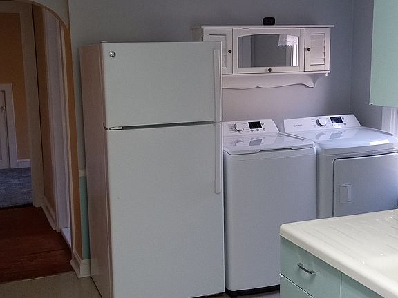 refrigerator/washer/dryer