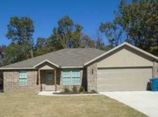 75 London Dr, Bella Vista, AR 72715